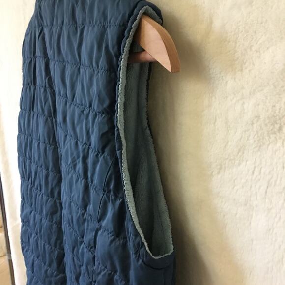 Free Country Blue Reversible Vest - Picture 5 of 12